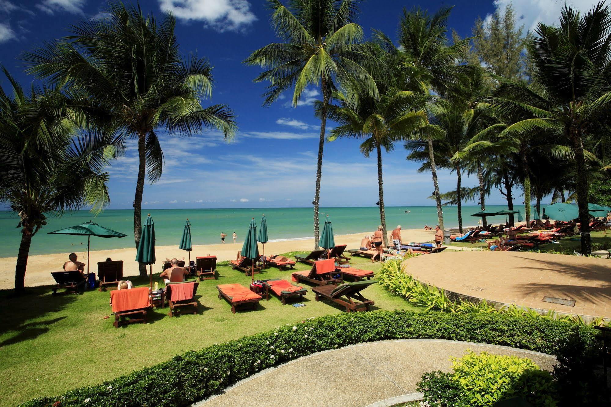 Khaolak Bayfront Resort Takuapa Exterior foto