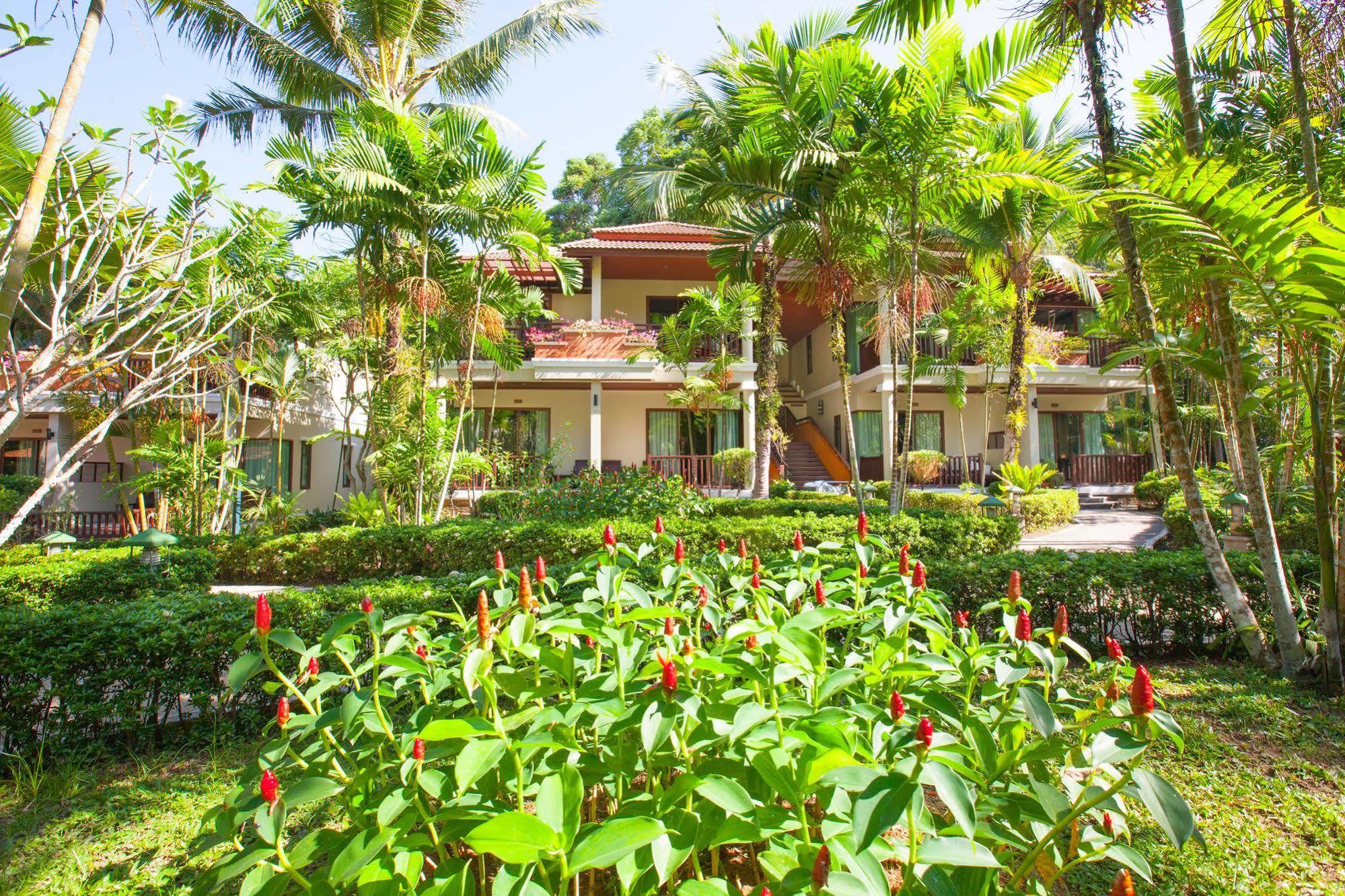 Khaolak Bayfront Resort Takuapa Exterior foto
