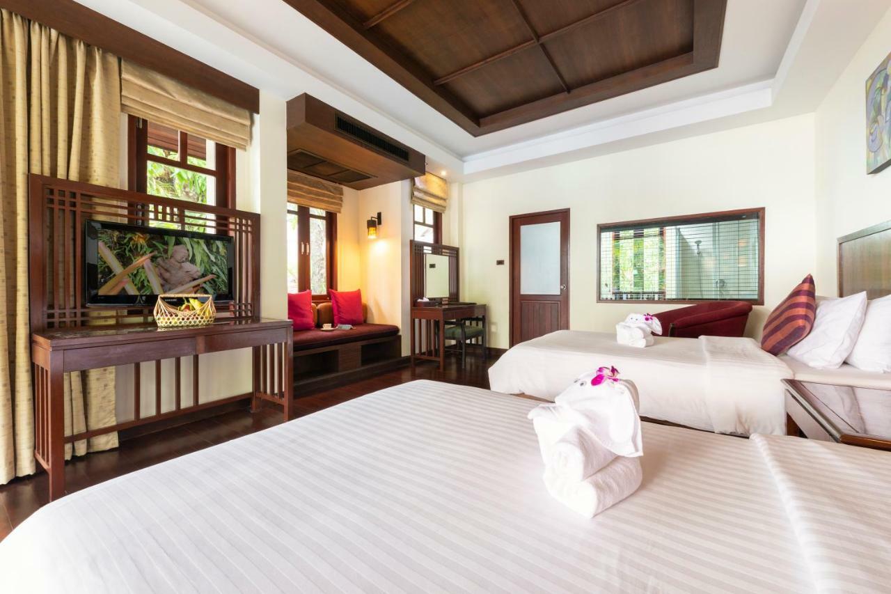 Khaolak Bayfront Resort Takuapa Exterior foto
