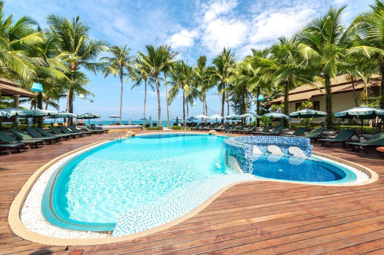 Khaolak Bayfront Resort Takuapa Exterior foto