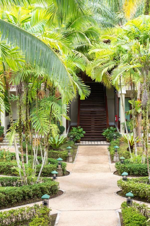 Khaolak Bayfront Resort Takuapa Exterior foto